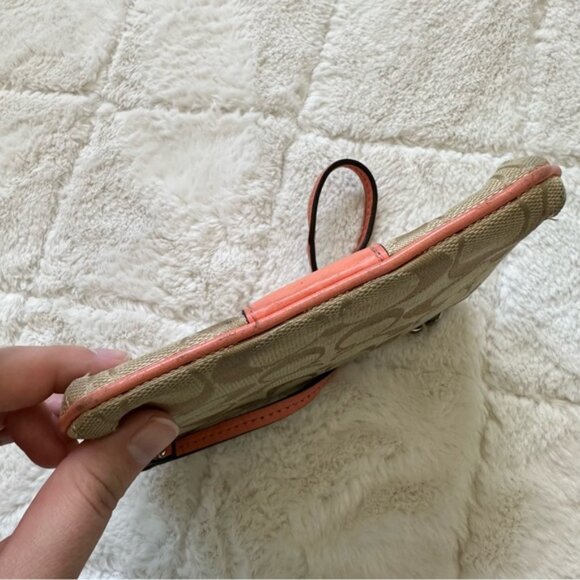 Coach | Signature Peach Leather Stripe | Wristlet - Picture 7 of 12